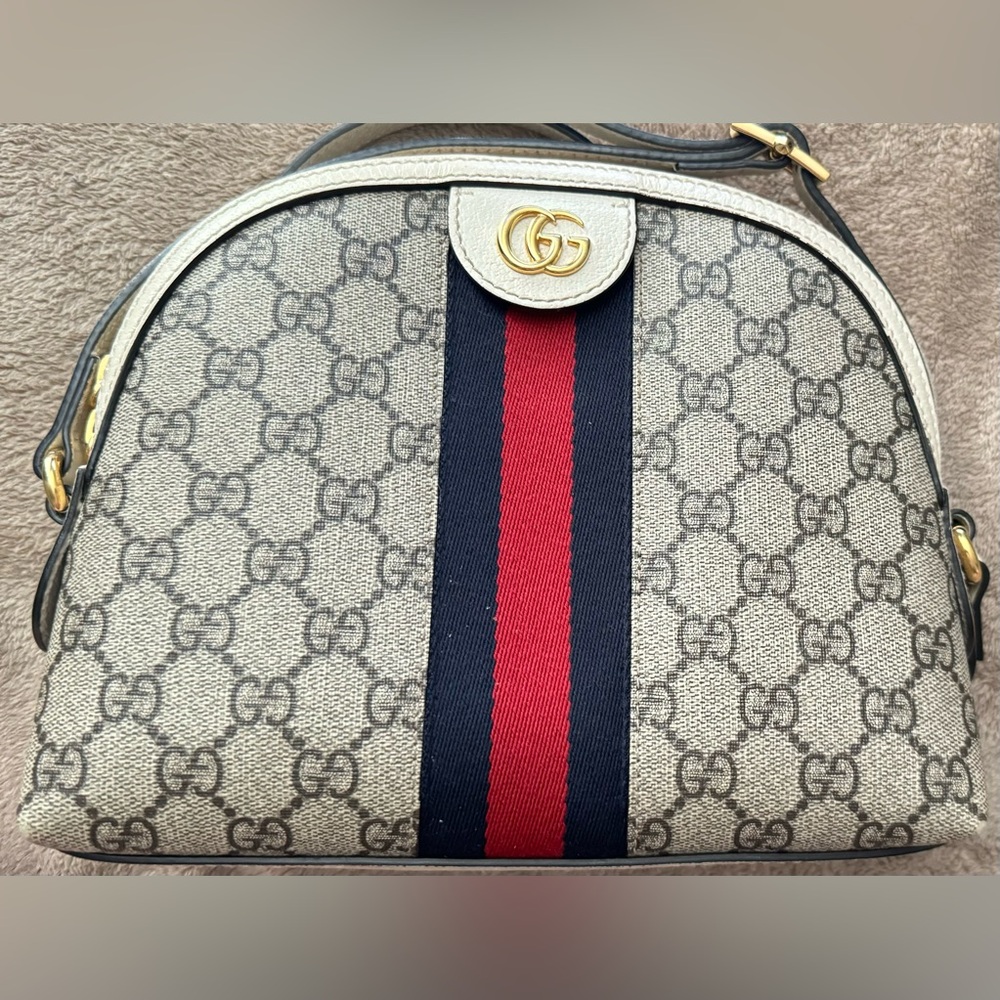 GUCCI 
Pre-Loved GG Supreme Monogram Web Small Ophidia - Picture 3 of 6